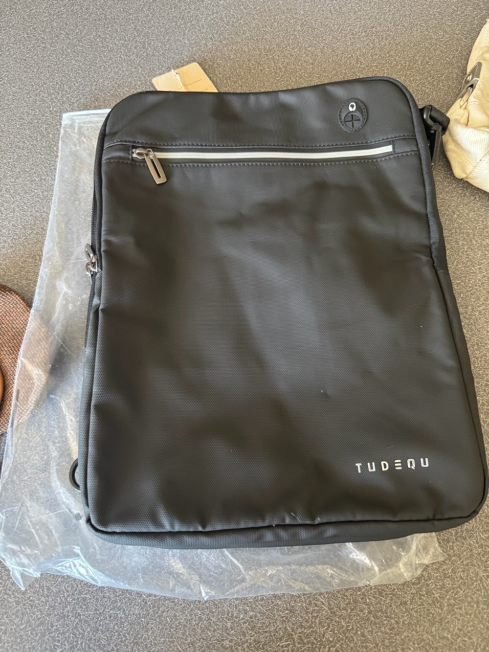 Tudequ Black Slim Laptop Bag for Men